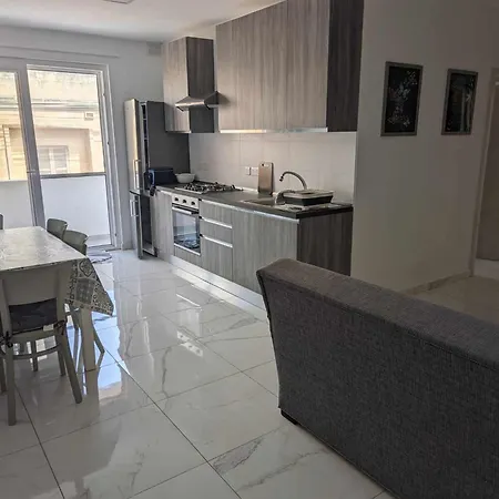 公寓 Susan Cosy Apartment, Gozo *