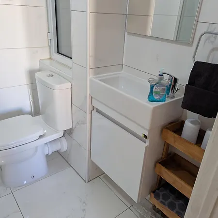 Susan Cosy Apartment, Gozo * Victoria